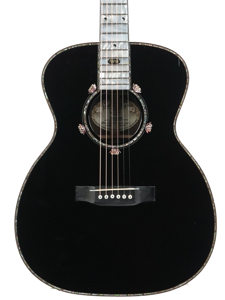 Rozawood OM45 'Buddha' RB99 Ancient Brazilian and Spruce 2006-5.jpg