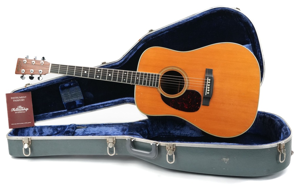 Martin D35 Lefty 1975.jpg