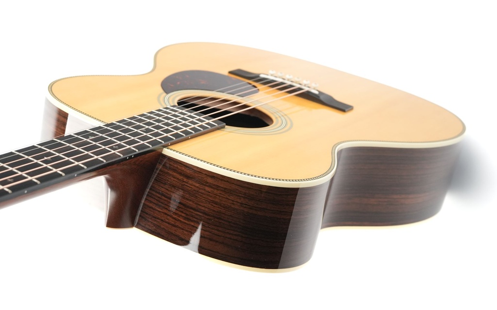 Martin OM28 Standard Refresh Natural 2025-8.jpg