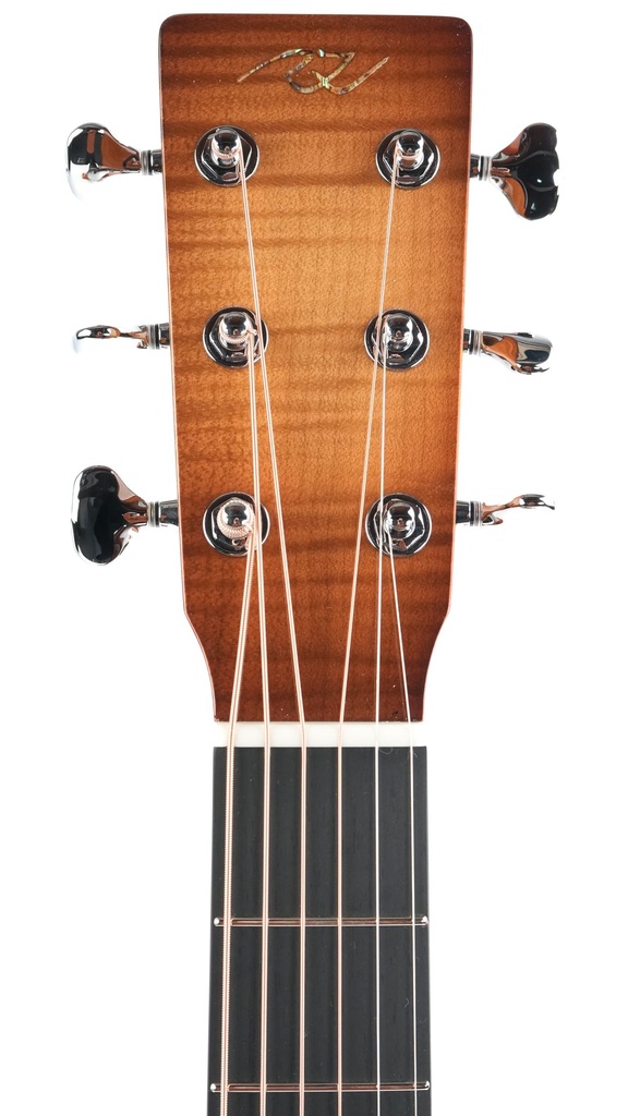 Rozawood Custom GA Flamed Maple Bearclaw Alpine Spruce-5.jpg