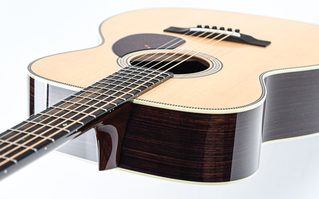 Collings OM2H Indian Rosewood Sitka Spruce-8.jpg