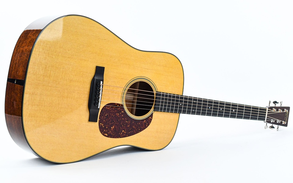 Martin D18 Reimagined-12.jpg