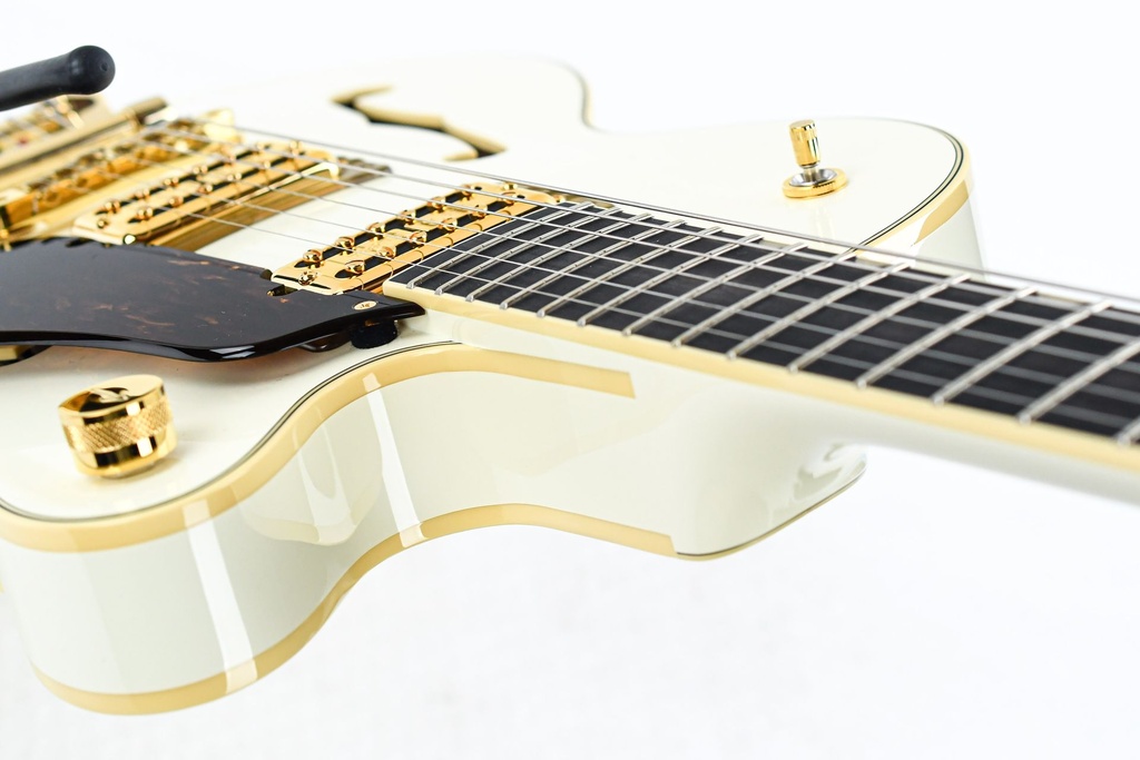 Gretsch G6659TG Players Edition Broadkaster Jr. Vintage White-9.jpg