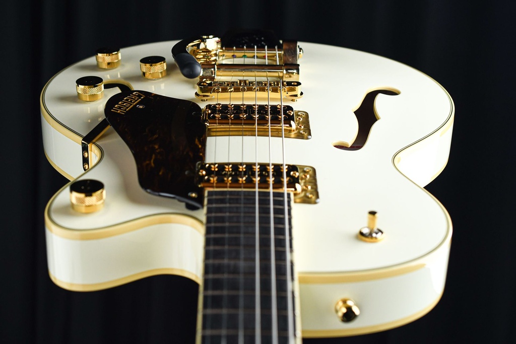 Gretsch G6659TG Players Edition Broadkaster Jr. Vintage White-12.jpg