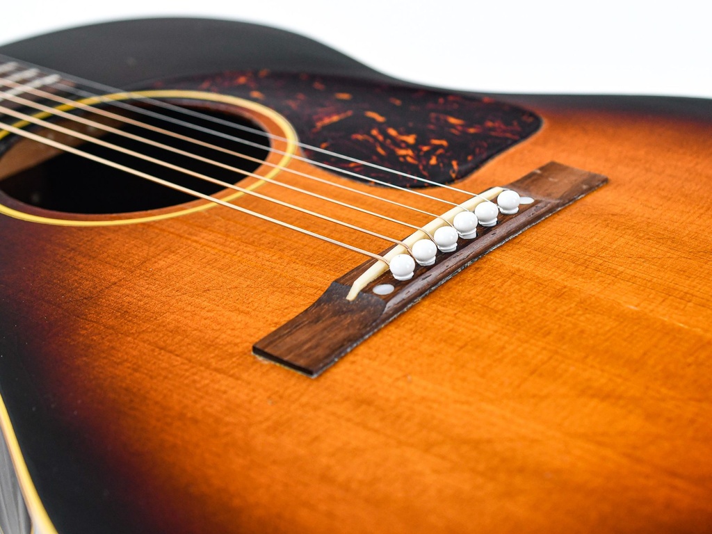 Gibson LG2 Sunburst 1948 The Fellowship of Acoustics