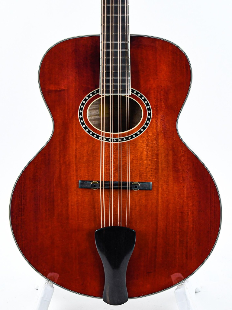 Eastman MDC804 Mandocello-3.jpg