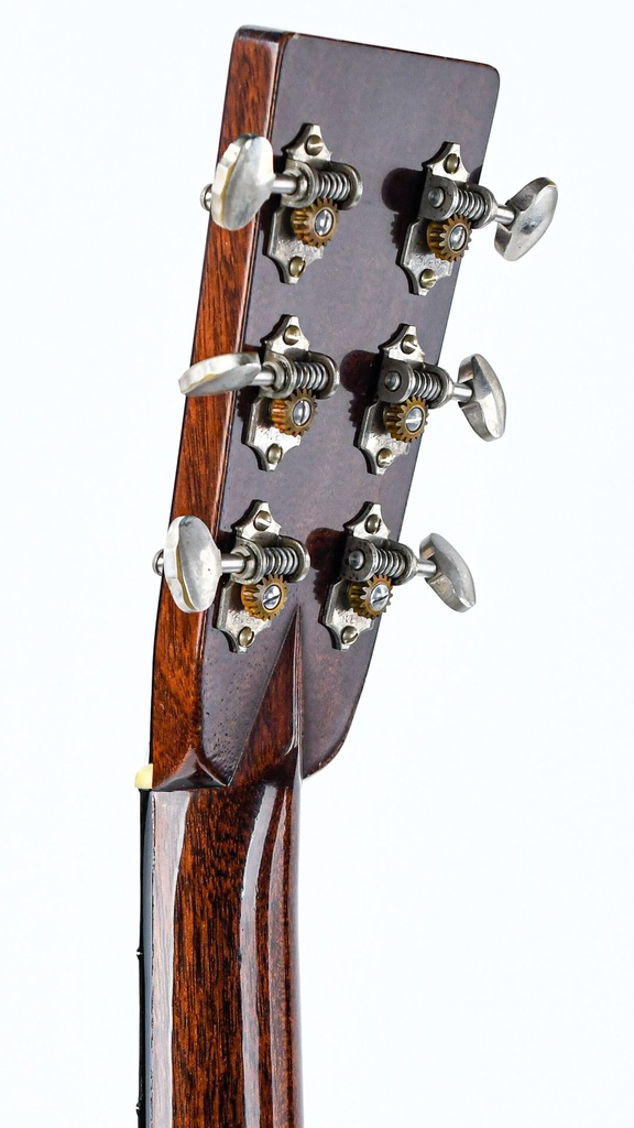 Martin Custom Shop D28 1937 Vintage Low Gloss Stage 1 Aging-5.jpg