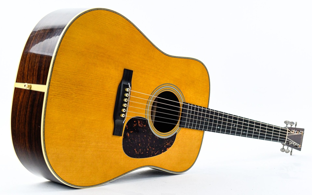 Martin Custom Shop D28 1937 Vintage Low Gloss Stage 1 Aging-13.jpg