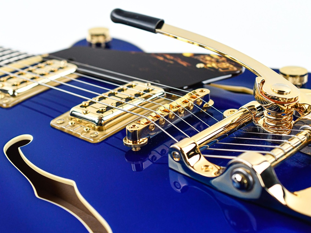 Gretsch G6659TG Players Edition Broadkaster Junior Azure Metallic-10.jpg