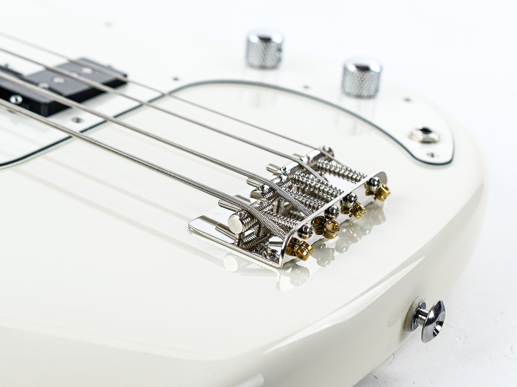 Suhr Classic P Olympic White-10.jpg