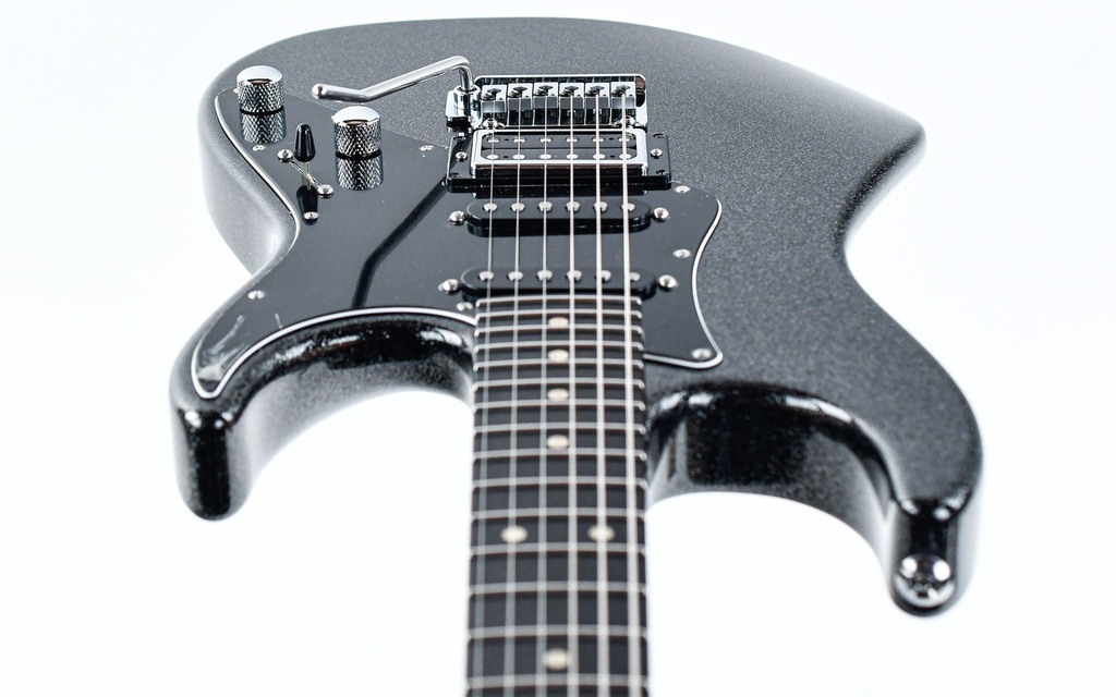 Suhr Pete Thorn Signature HSS Graphite Metallic-12.jpg