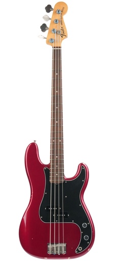 [MX16798319] Fender Nate Mendel Precision Bass Candy Apple Red Light Aged 2017